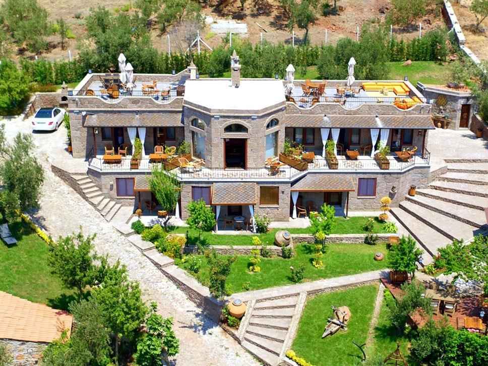 Assos Dionysos Hotel