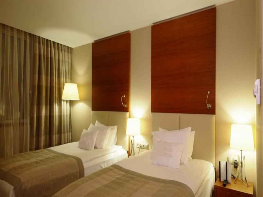Ankara Bera Hotel De Deluxe Odalarda 2 Kisi 1 Gece Konaklama Ve Spa Keyfi Kahvalti Secenegiyle Tukendi Firsat Me