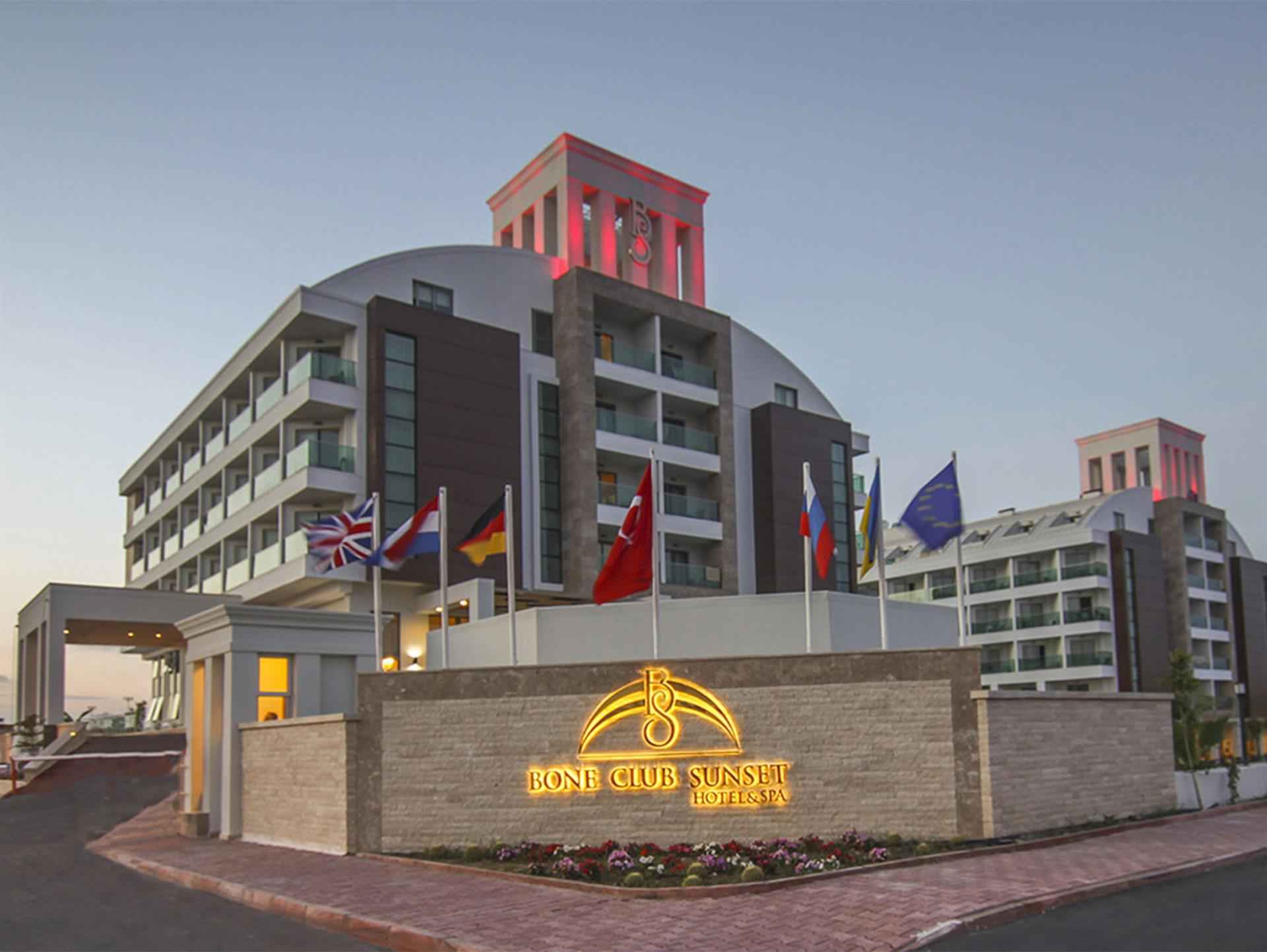 Bone Club Sunset Hotel & Spa