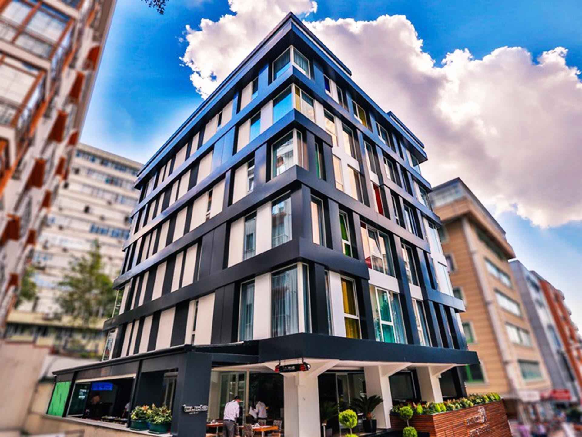 Business Life Boutique Hotel