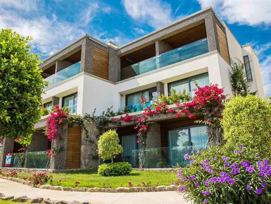 Costa Farilya Special Class Hotel