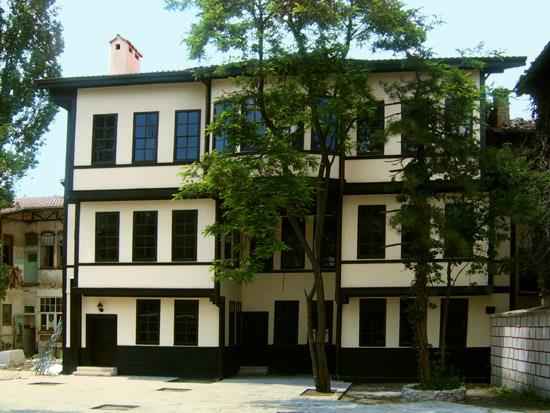 Ispartalılar Konağı