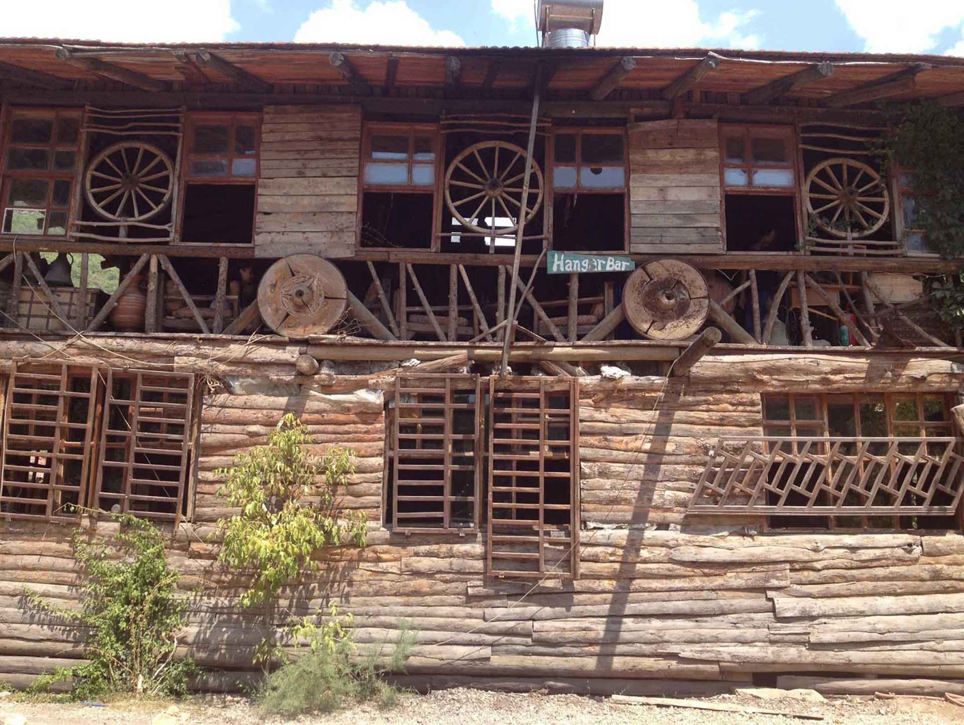 Kadirin Ağaç Evleri