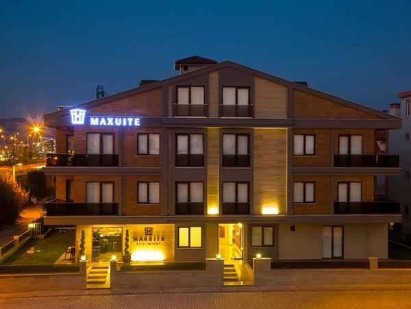 Maxuit Hotel in Home