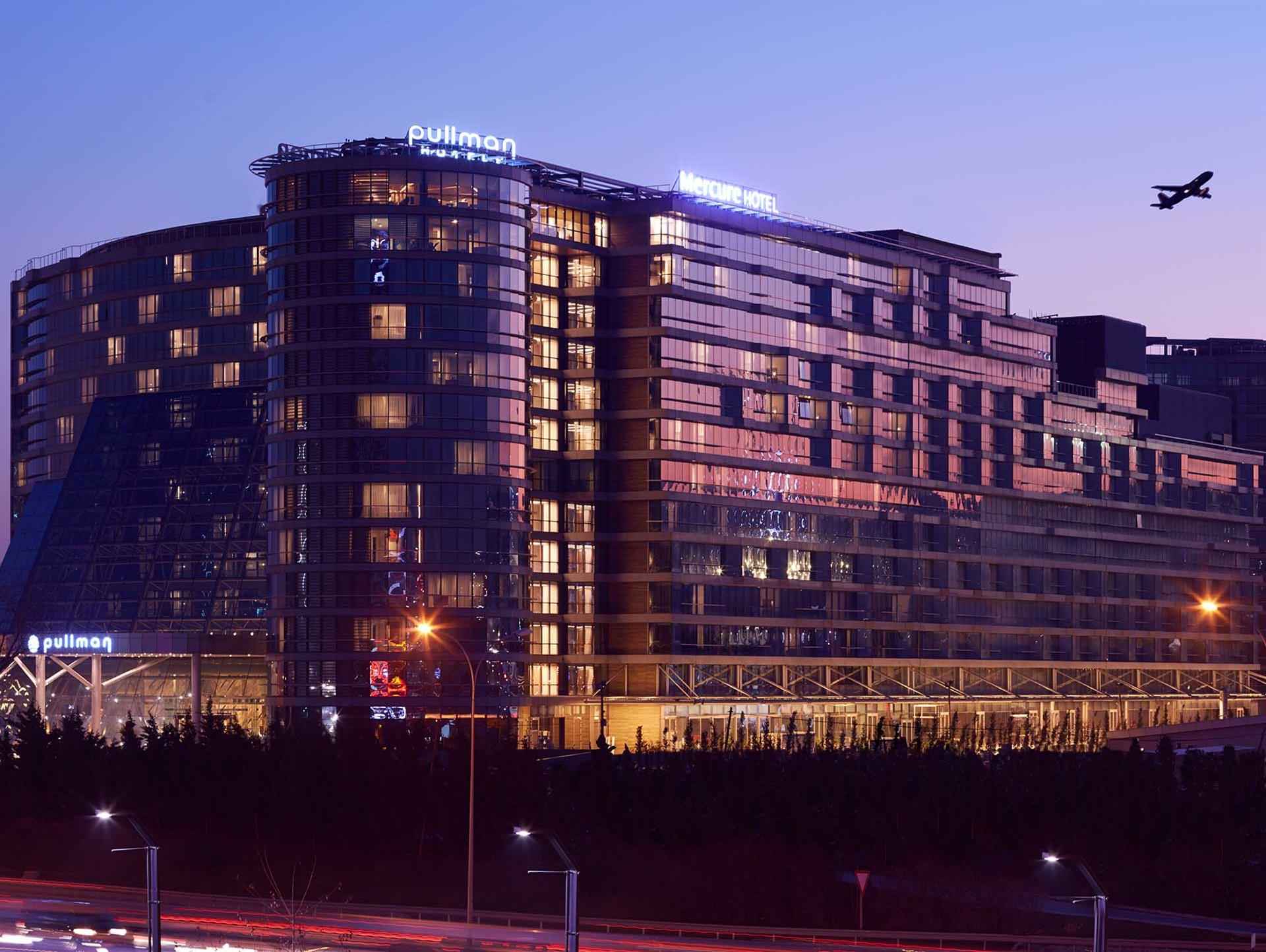 Pullman İstanbul Airport Hotel & Convention Center