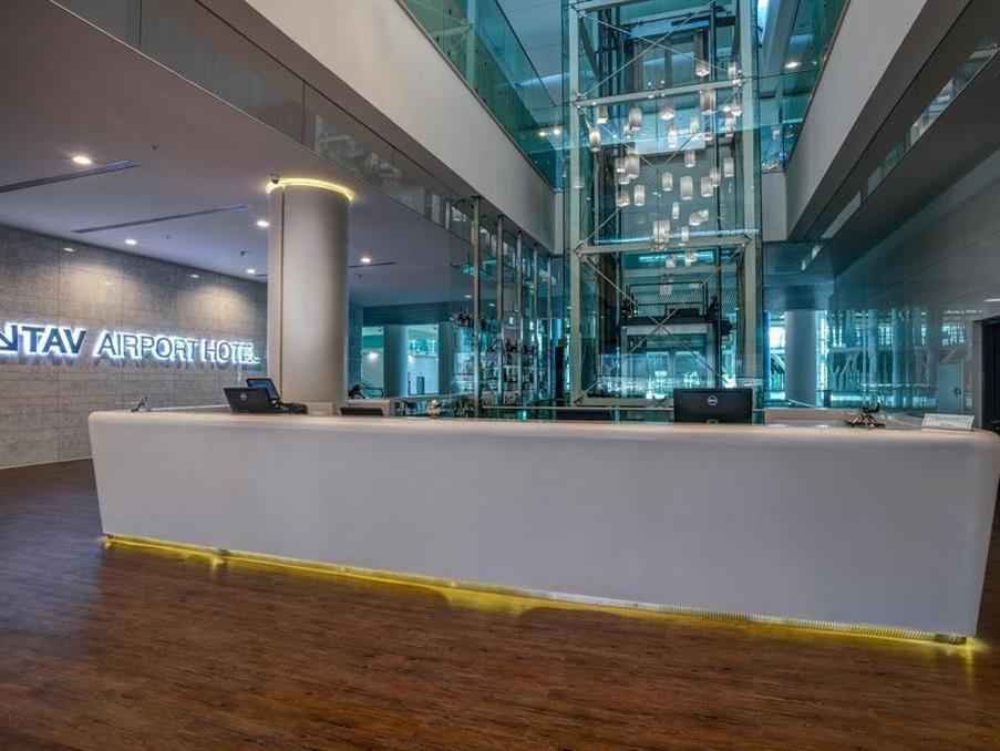 Tav Airport Hotel İzmir 