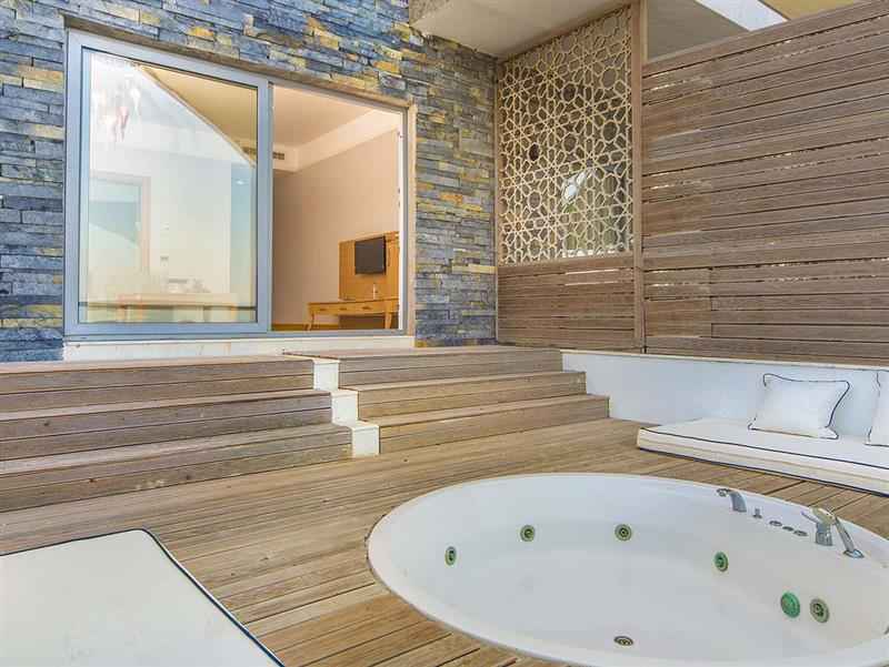 The Qasr Bodrum Halal Resort Hotel Oteller Semazen Turizm Ucak Bileti Acenta Tur Turkiye Tur Turkiye Tur Otel Taksit Semazen Turizm