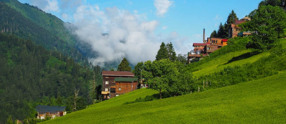Ayder Yaylası Karadeniz turları rotasında yer alan yayla manzarası