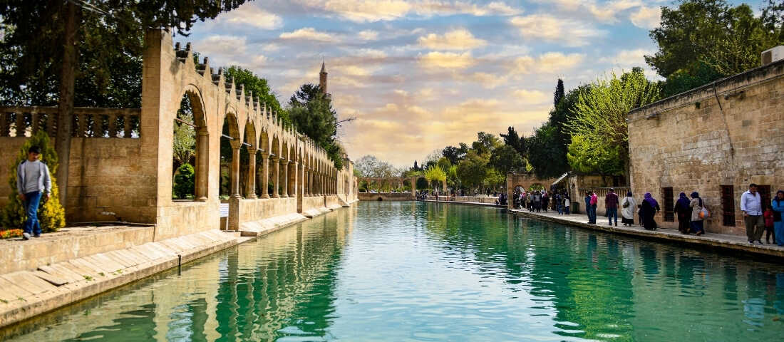 GAP turu rotasında yer alan Gaziantep, Şanlıurfa ve Mardin şehirlerinden tarihi mimari örnekleri