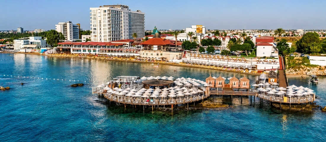Salamis Bay Conti Resort Hotel'de aile tatili deneyimi
